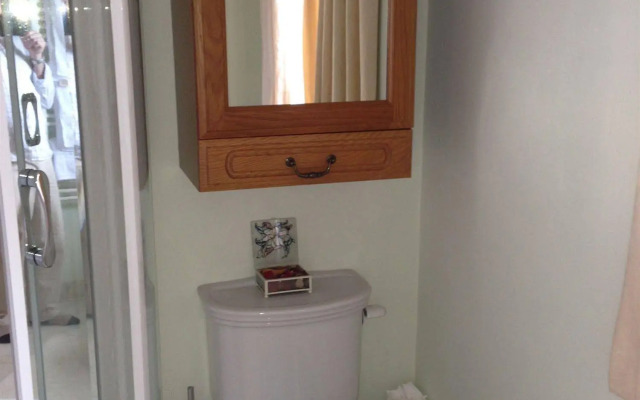 Orchard Manor - Guest house