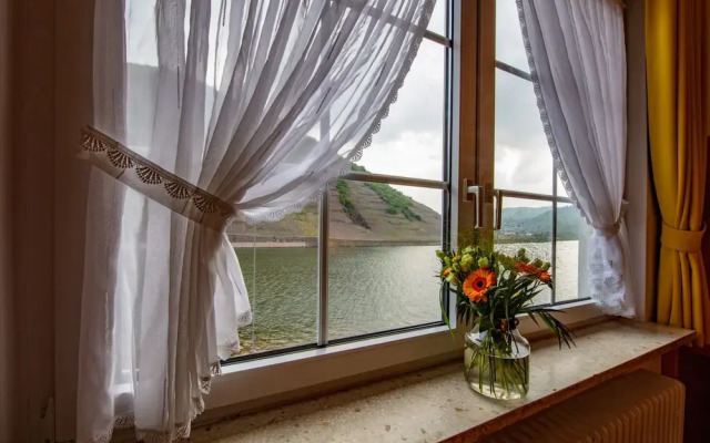 Winzerhotel - Restaurant zum Moselstrand