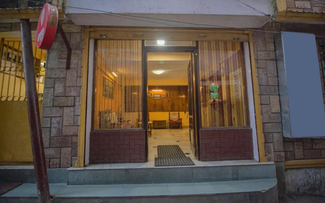 Manakamna Residency