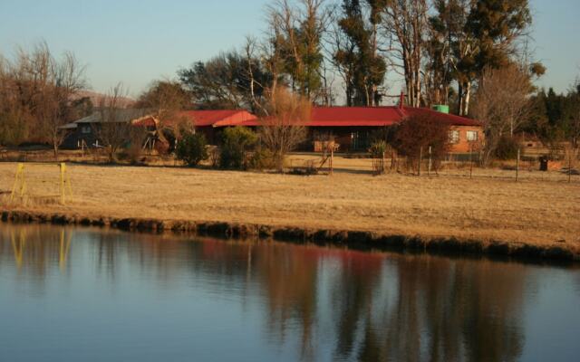 High Side Tavern and Planters Lodge