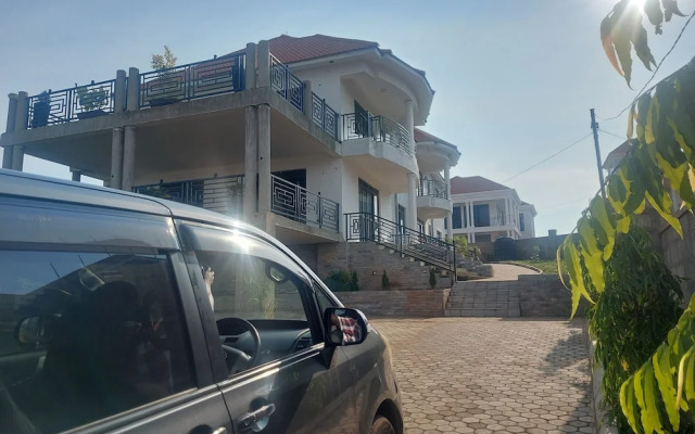 Beautiful 2-bed Apartment in Akright City Bwebajja