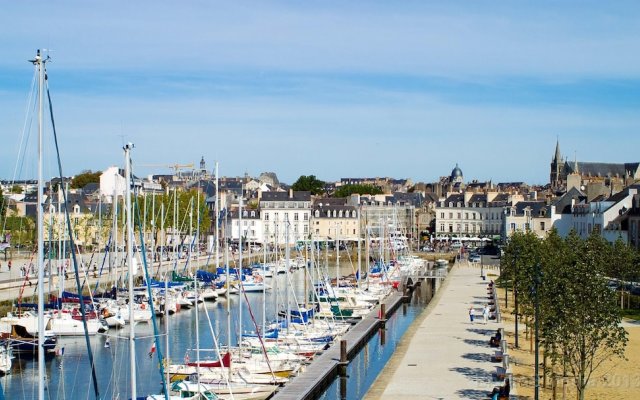 Apartment With One Bedroom In Vannes With Wonderful City View 3 Km From The Beach