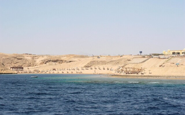 Red Sea Taj Mahal Resort & Aqua Park