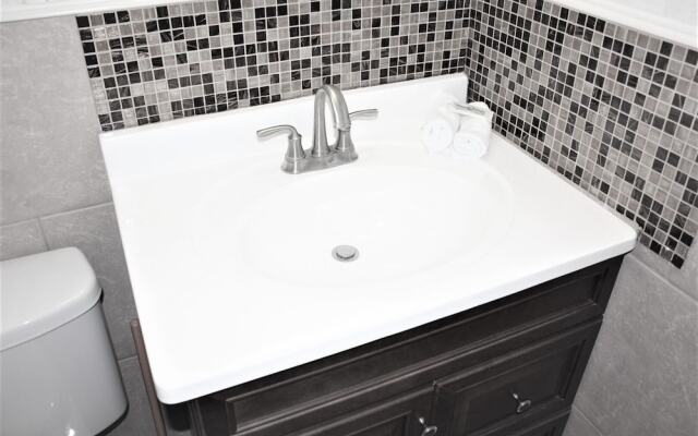 Jamaica Royale - 090 - 2 Br Condo