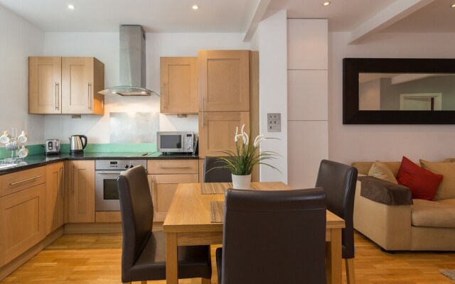 2 Bedroom Flat in Kensal Rise