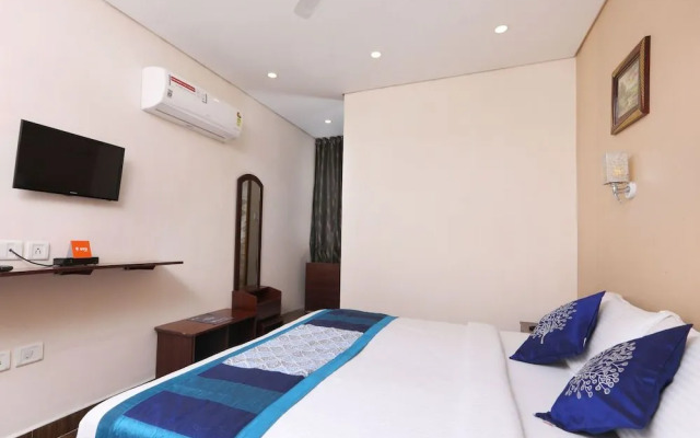 Palm tree serviced apartments
