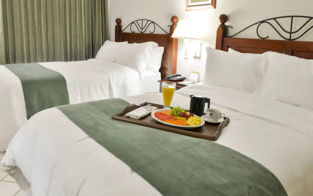 Hotel Plaza Juan Carlos