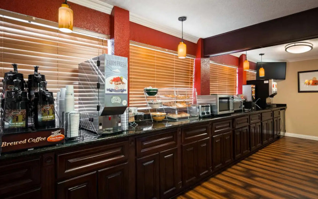 Best Western Desert Winds