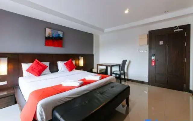 Ratana Hotel Sakdidet, Phuket Town