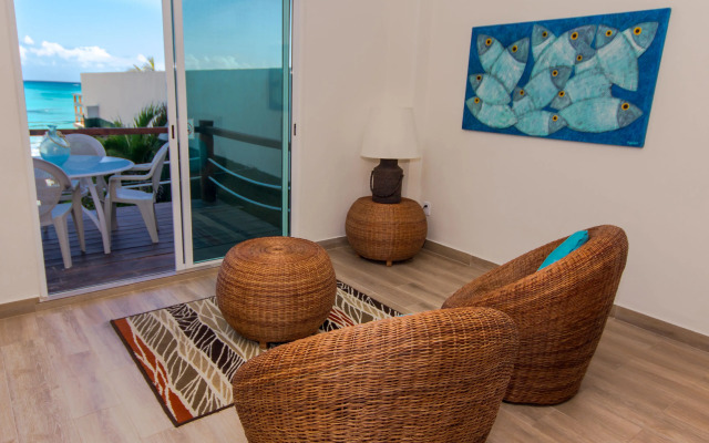 La Palma Beachfront Hotel & Club Nautico