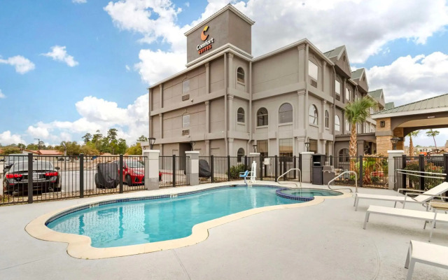 Comfort Suites Shenandoah-The Woodlands