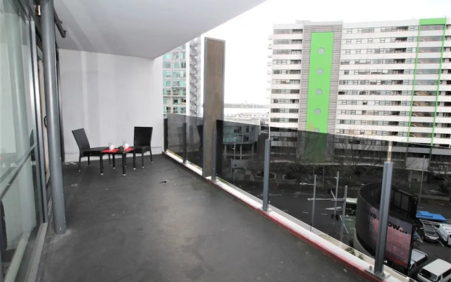 Industrial Style Apt - Tetar Anzac 603