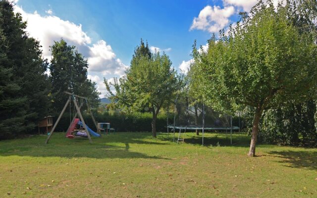 Modern Apartment in Reiste near Forest