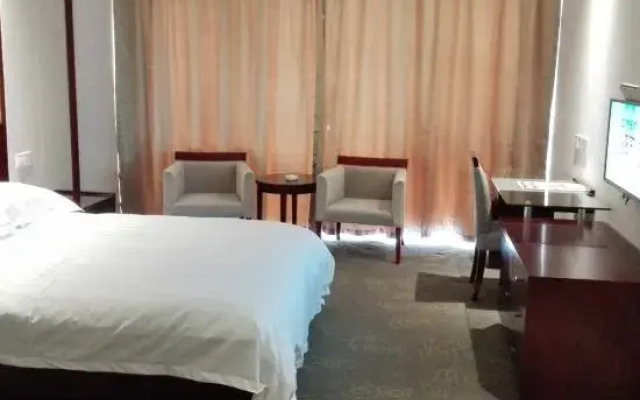 Wenfeng Chengshi Hotel (Rugao Changjiang Town)