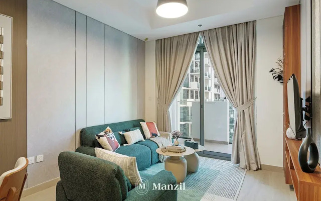 1BR Apt Near Downtown with Skyline Views