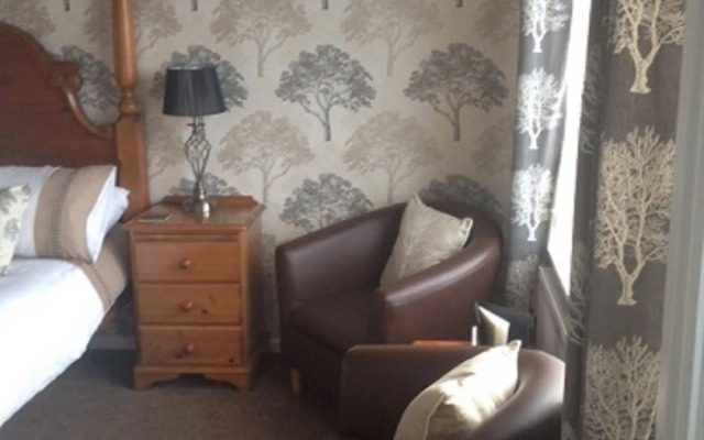 Pine Lodge Guest House