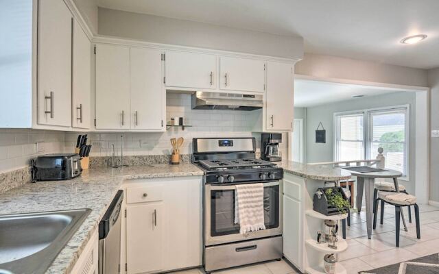 Charming Springfield Home w/ Private Backyard