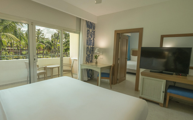 Iberostar Waves Punta Cana