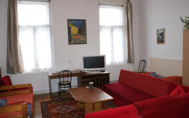 Régiposta Apartman