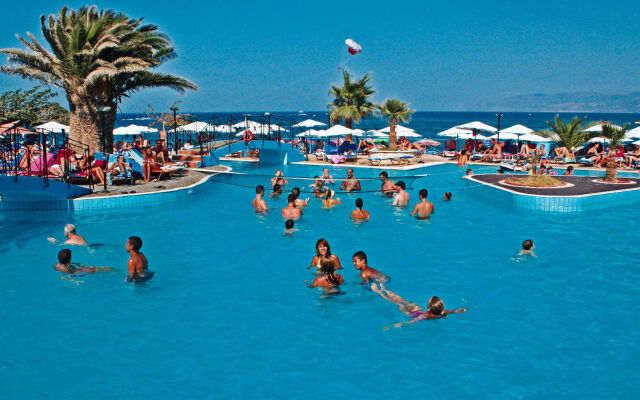 Eri Beach Hotel