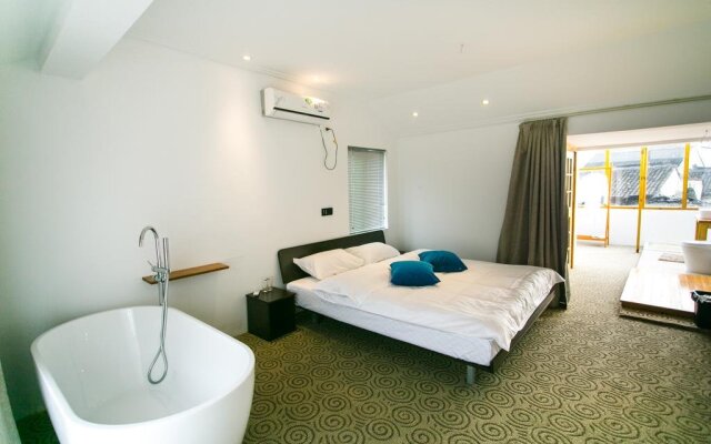 Tongli Yiyun Shuishe Boutique Hotel