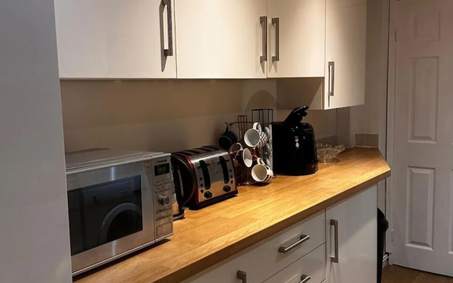 Curzon Street Retreat - 4 Beds