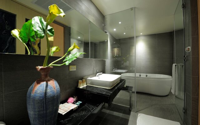 Eden Exoticism Planet Hotel