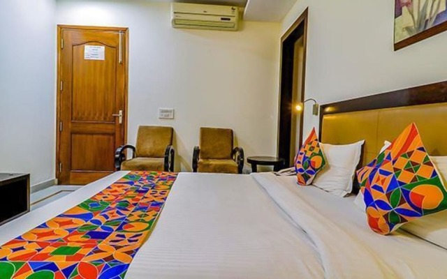 Fabhotel Imperial Inn