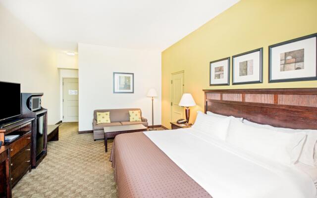 Holiday Inn Roanoke-Tanglewood-Rt 419&i581 by IHG