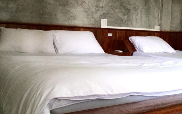 First Garden Home Resort