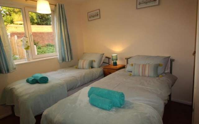Cowsley House