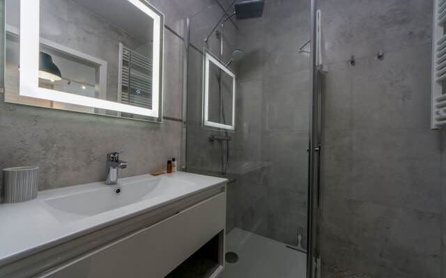 BillBerry Apartments - KING BATORY