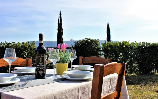 Villa Bagnano Apartment Maestrale