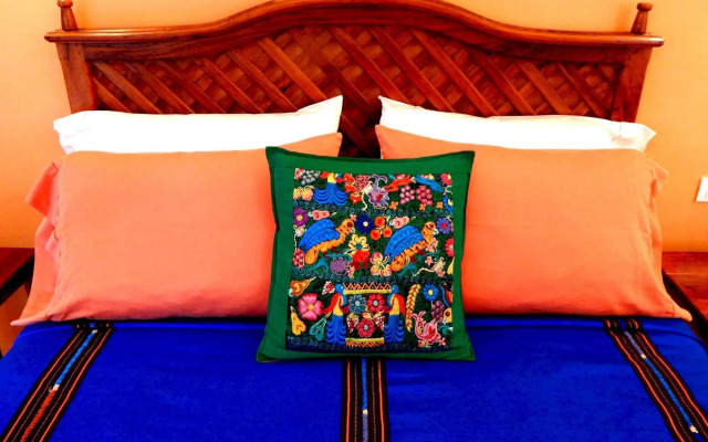 Casa Del Maya Bed & Breakfast