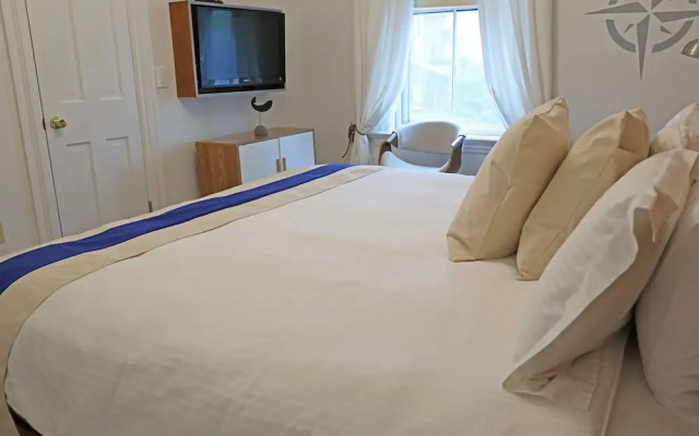 The Hotel Marblehead