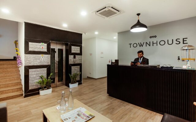OYO Townhouse 075 Nagpur Airport