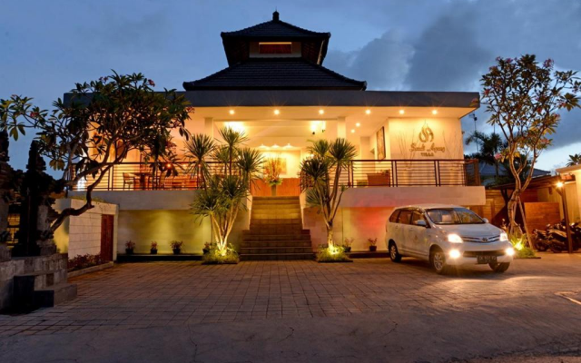 Sandi Agung Villa