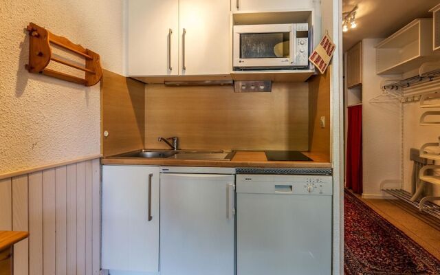 CH125 - Studio bien entretenu. Proximité centre de Val d'Isère.