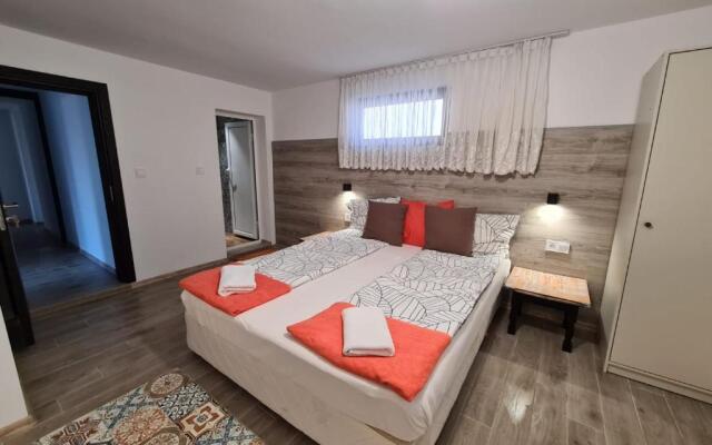 Guest House KN Malusha