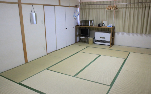 Minshuku Akiba