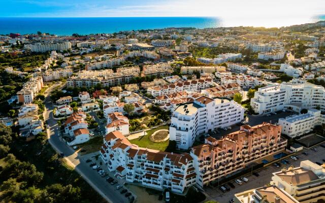 Apartamento Sol Nascente by Portucasa