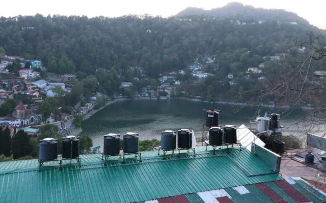 Goroomgo New Bharat Nainital