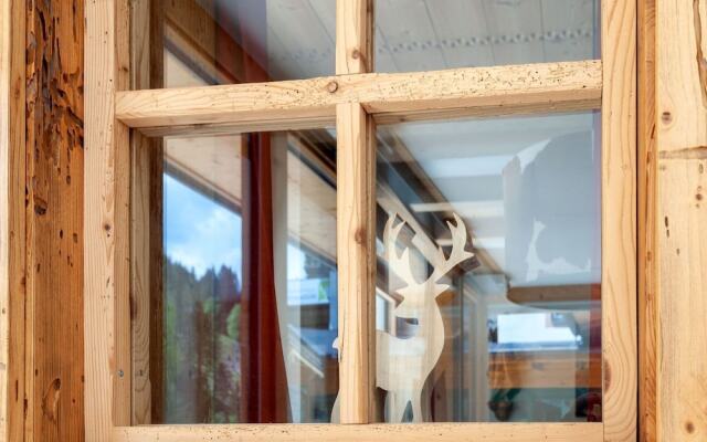Gorgeous Apartment in Saalbach with Sauna near Ski Slopes