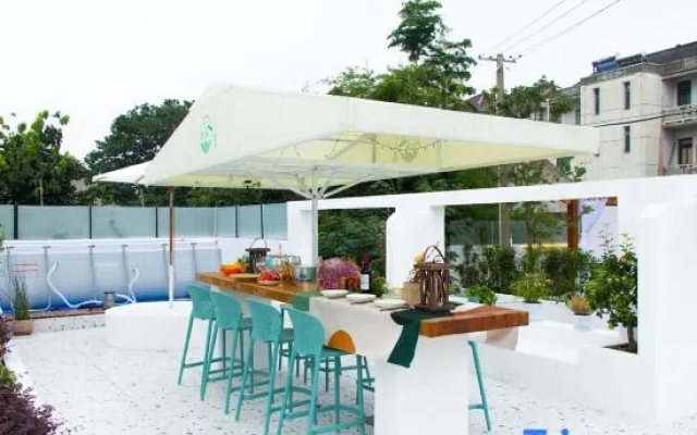 JOWO Vivid Green Resort