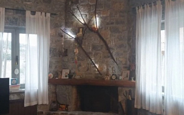 Vitina Number 5 House