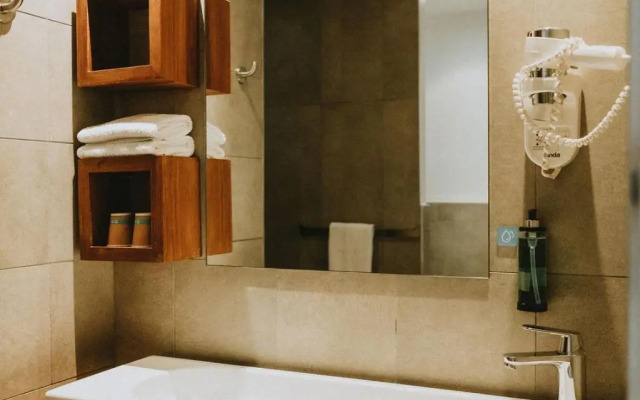 Le Saint Pierre Hotel