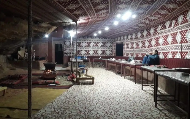 Bedouin Sunrise camp