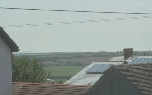 OYO Shore Surf Lodge