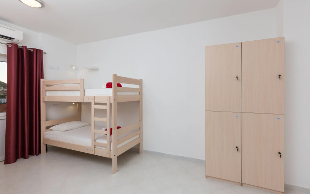 Hostel Free Bird - Adults Only