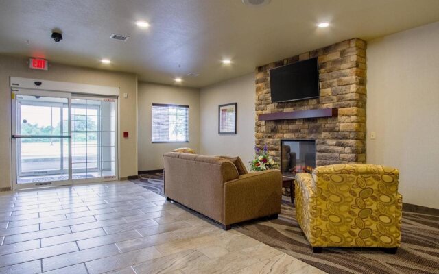 Cobblestone Hotel & Suites - Orrville